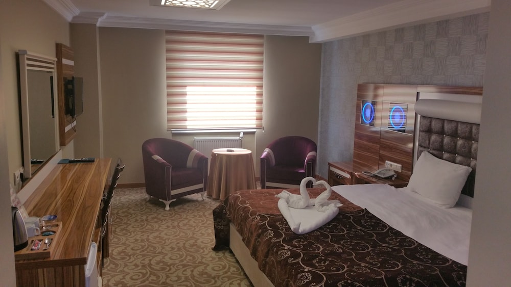 Superior Double or Twin Room, 1 Bedroom, Smoking photo 1