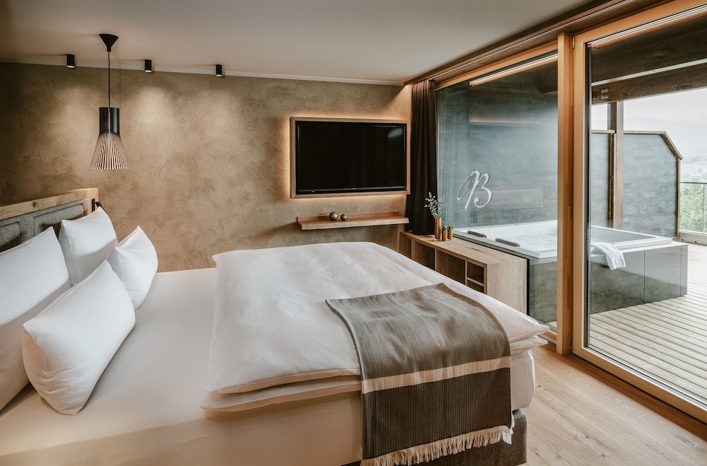 Exclusive Suite