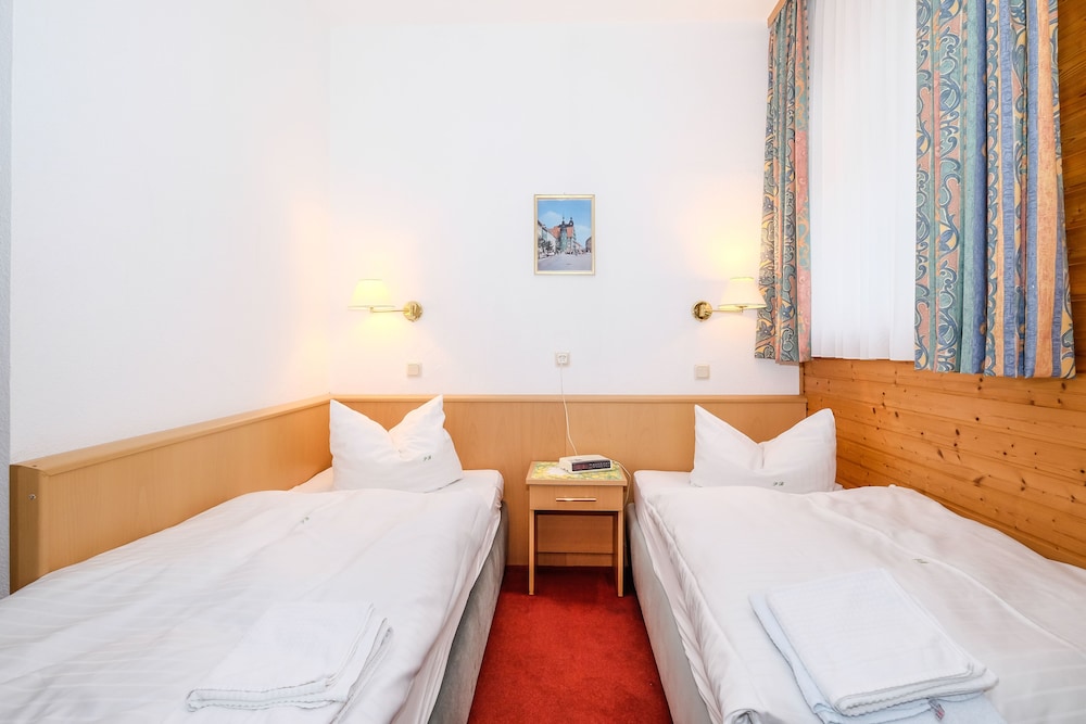 Twin Room photo 1