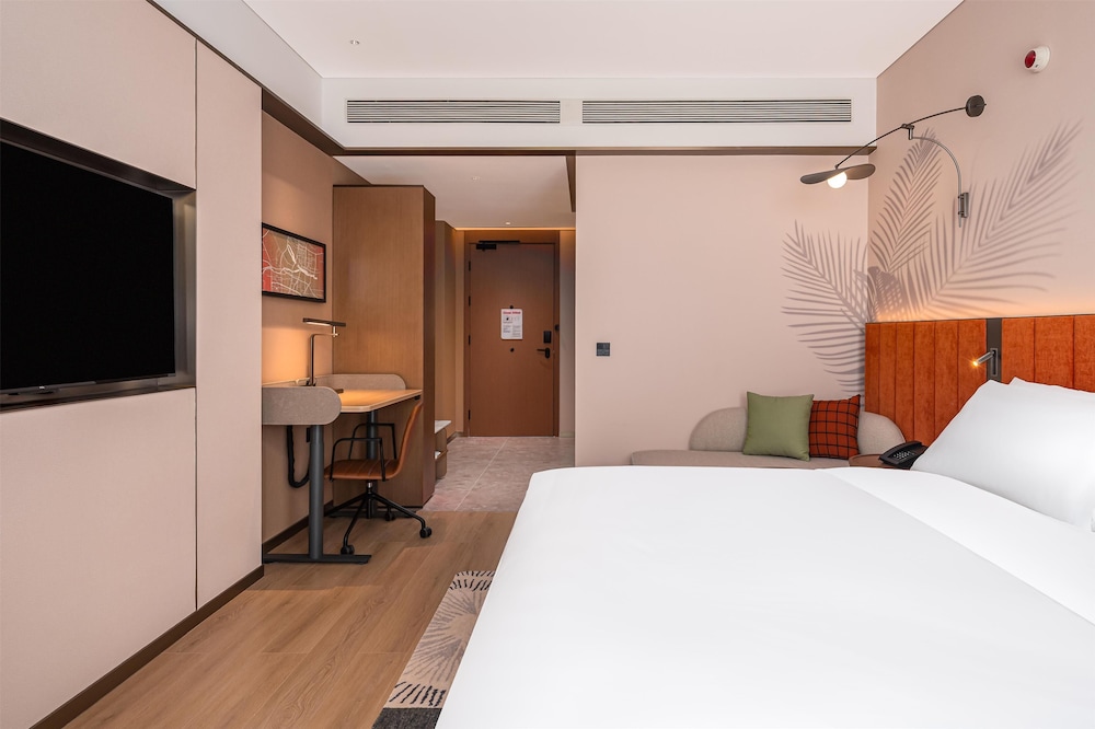 Room, 1 King Bed, Accessible