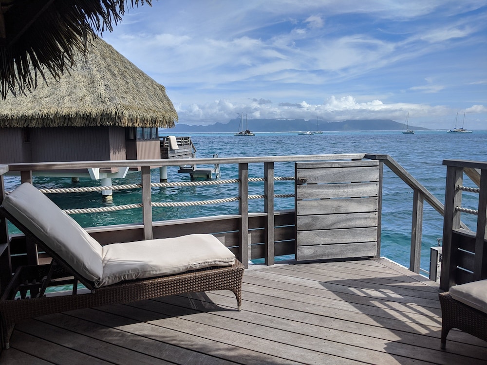 Bungalow, 1 King Bed, Overwater (moorea Island View)