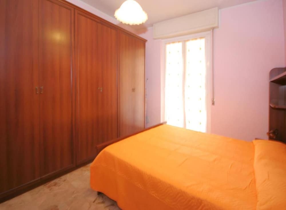 Apartment (1 Bedroom) photo 2