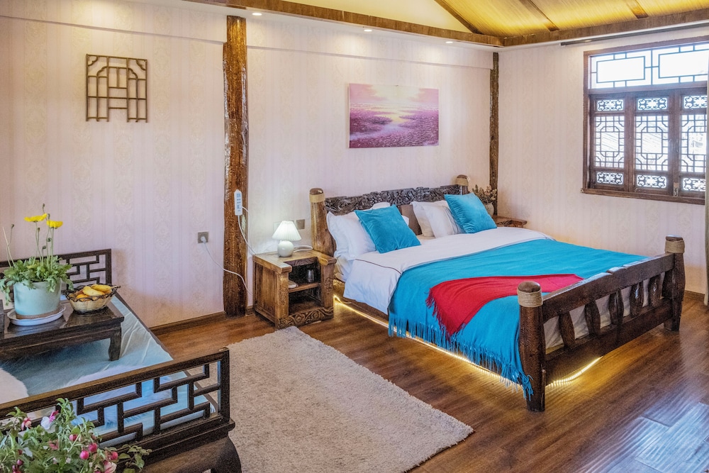 Superior Double Room Single Use, Garden View photo 2