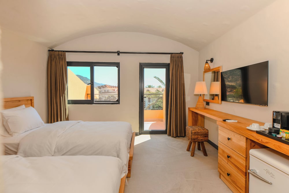 Comfort Twin Room, 1 Bedroom, Pool View