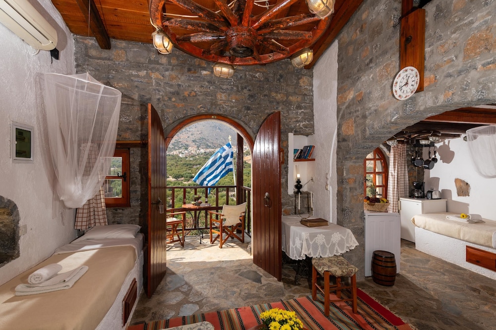 House, 1 Bedroom, Private Pool (Erato) - Photo 35