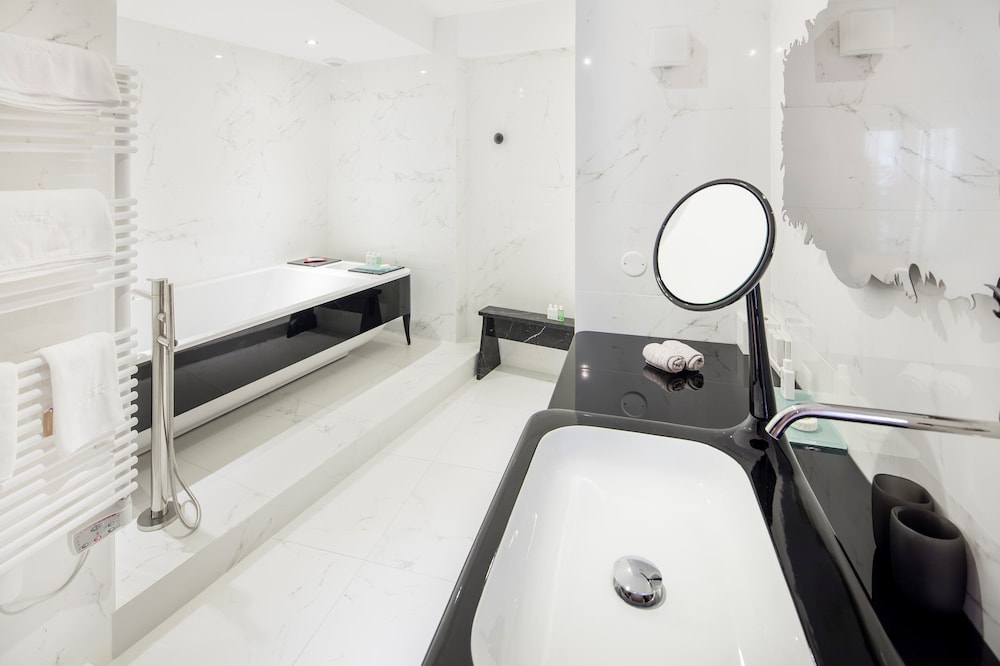 Yndo Suite photo 3