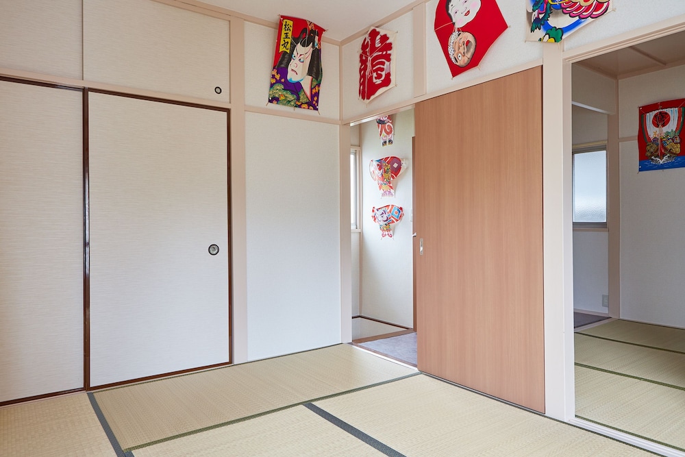 Three-Bedroom House photo 2