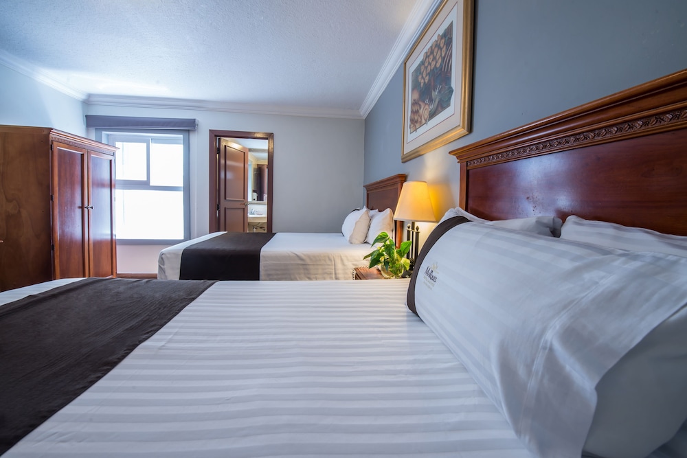 Standard Room, 2 Double Beds photo 3