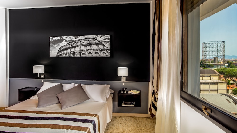 Comfort Room photo 2