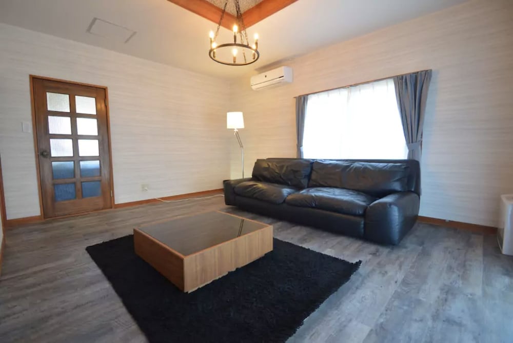 Private Vacation Home - Photo 26