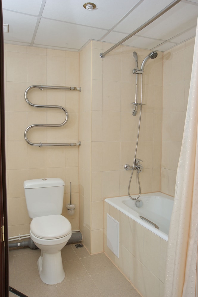 Standard Twin Room photo 3
