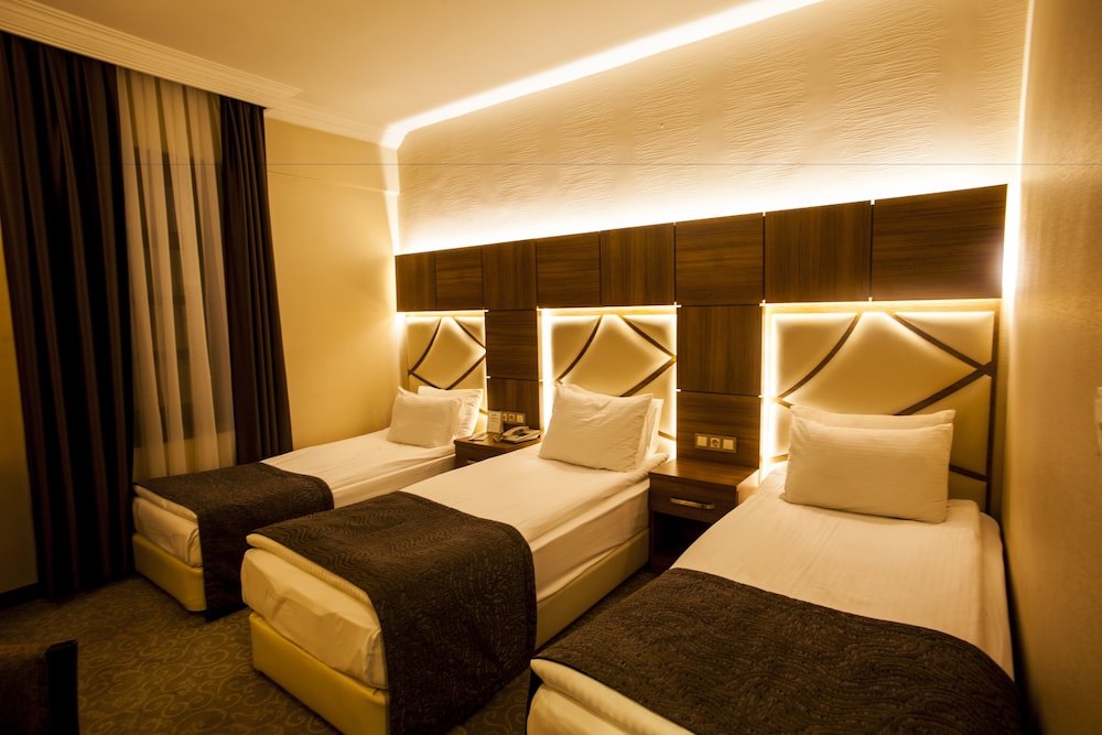 Standard Triple Room photo 3