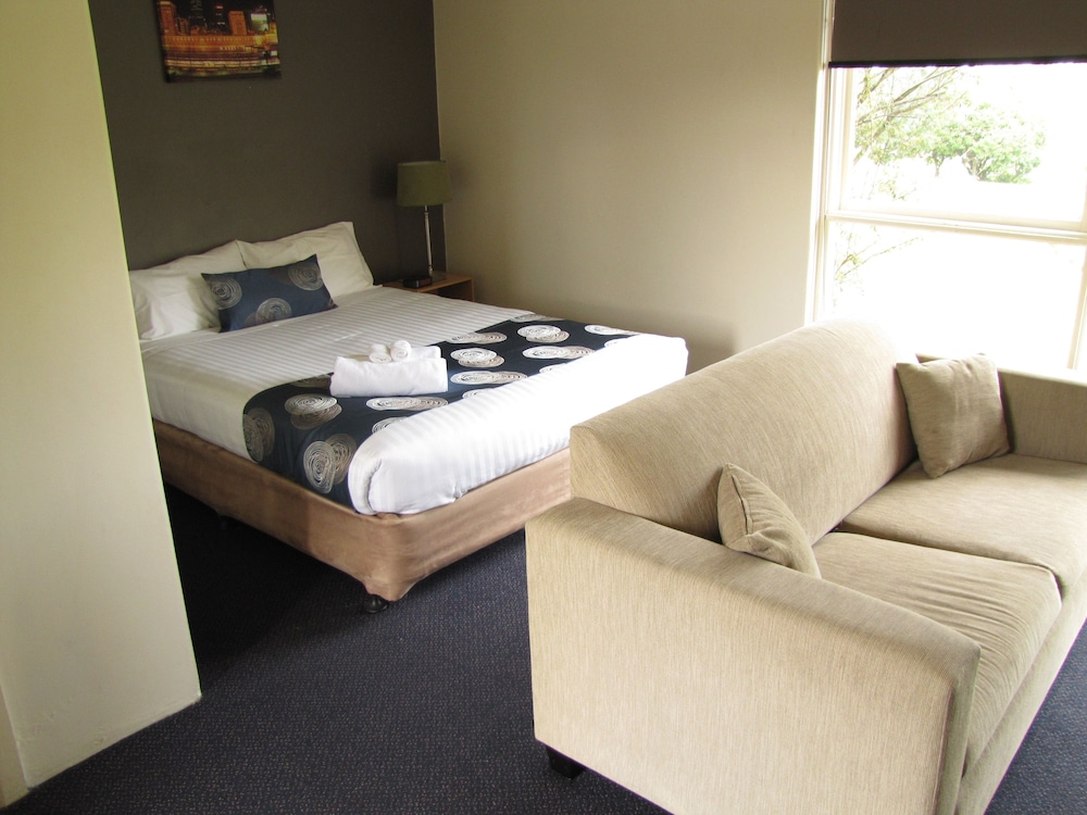 Standard Queen Room photo 1