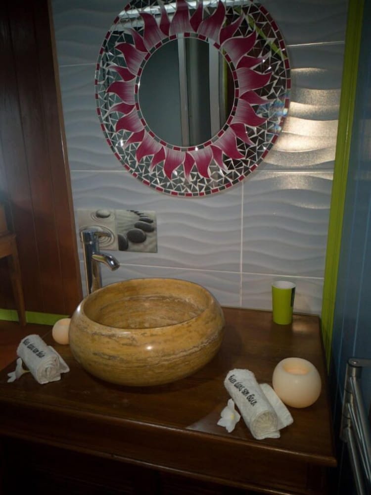 Double Room, 1 Double Bed (Eucalyptus) photo 2