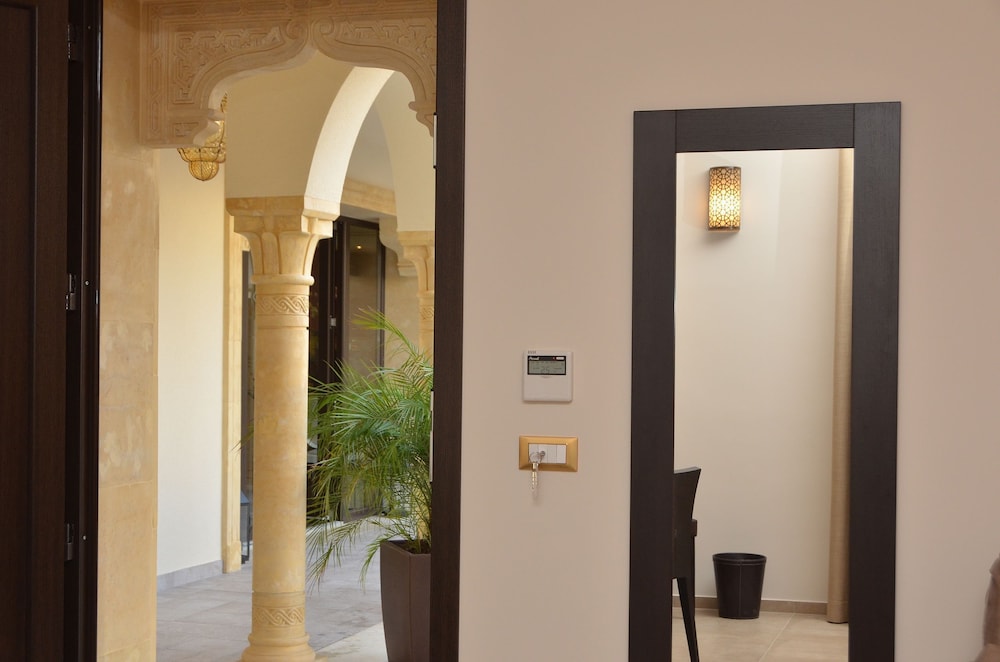Comfort Double Room, 1 Bedroom, Private Bathroom photo 3