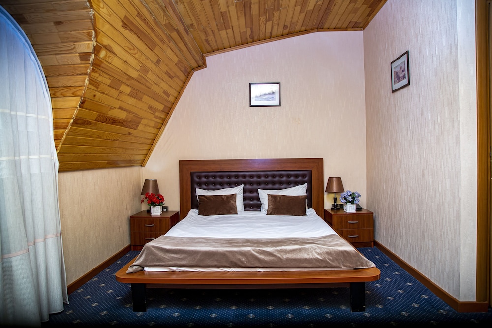 Economy Double Room photo 3