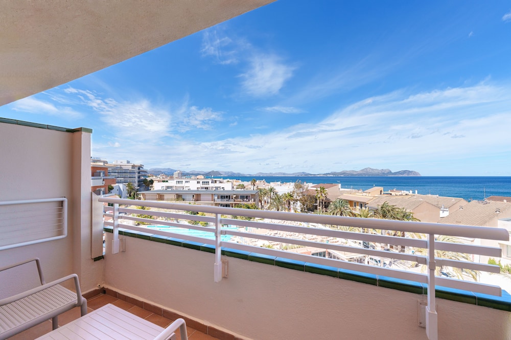 Double Room, Balcony, Sea View - Photo 4