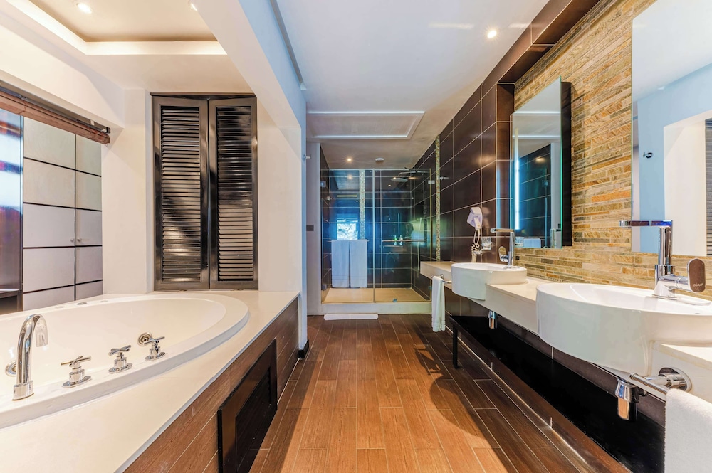 Junior Suite, Garden View - Photo 9