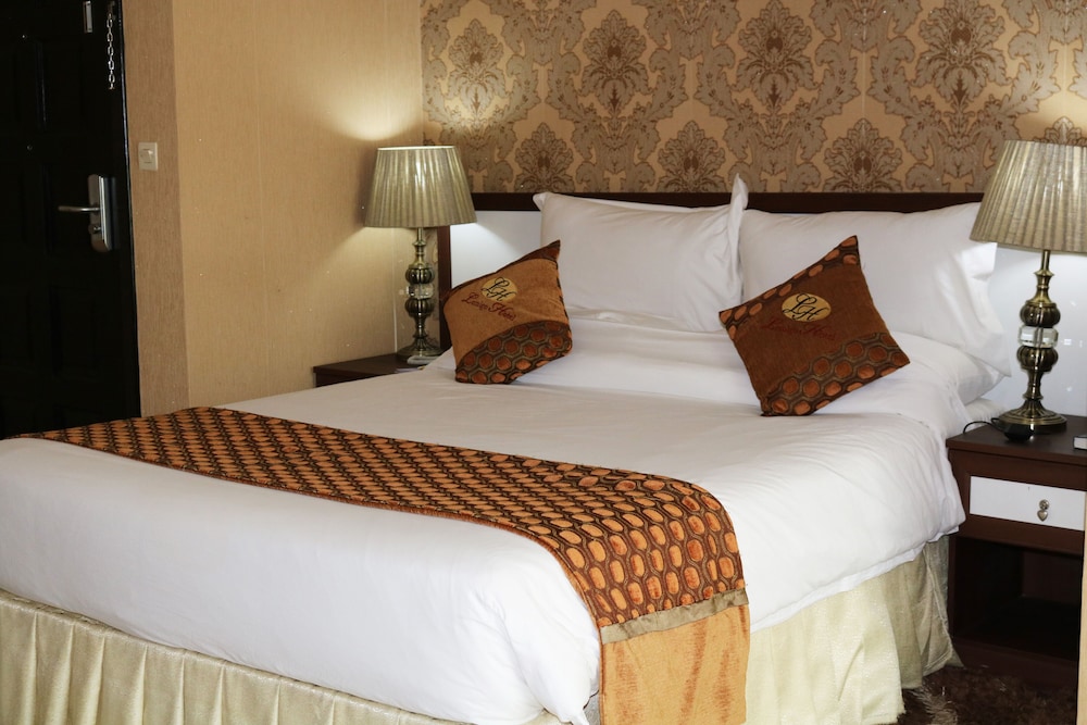 Standard Room - Photo 1