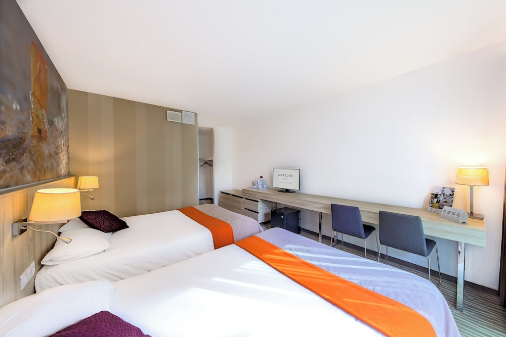 Classic Room, 2 Double Beds, Balcony (Comfortable) - Photo 2