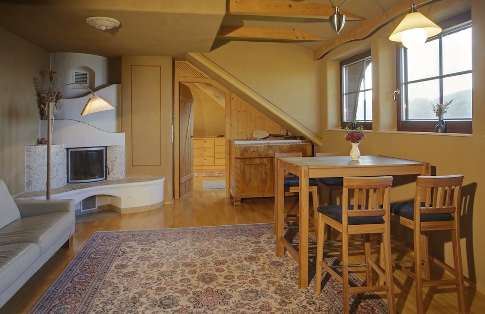 Premium Suite, 2 Bedrooms, Non Smoking, Mountain View photo 3
