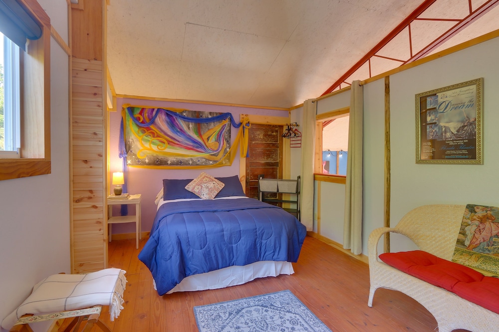 House (2 Bedrooms) photo 1