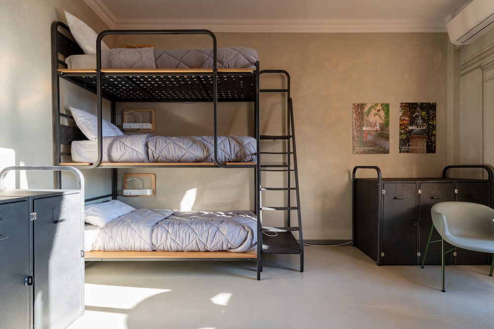 Shared Dormitory, Women only (3 people) photo 1
