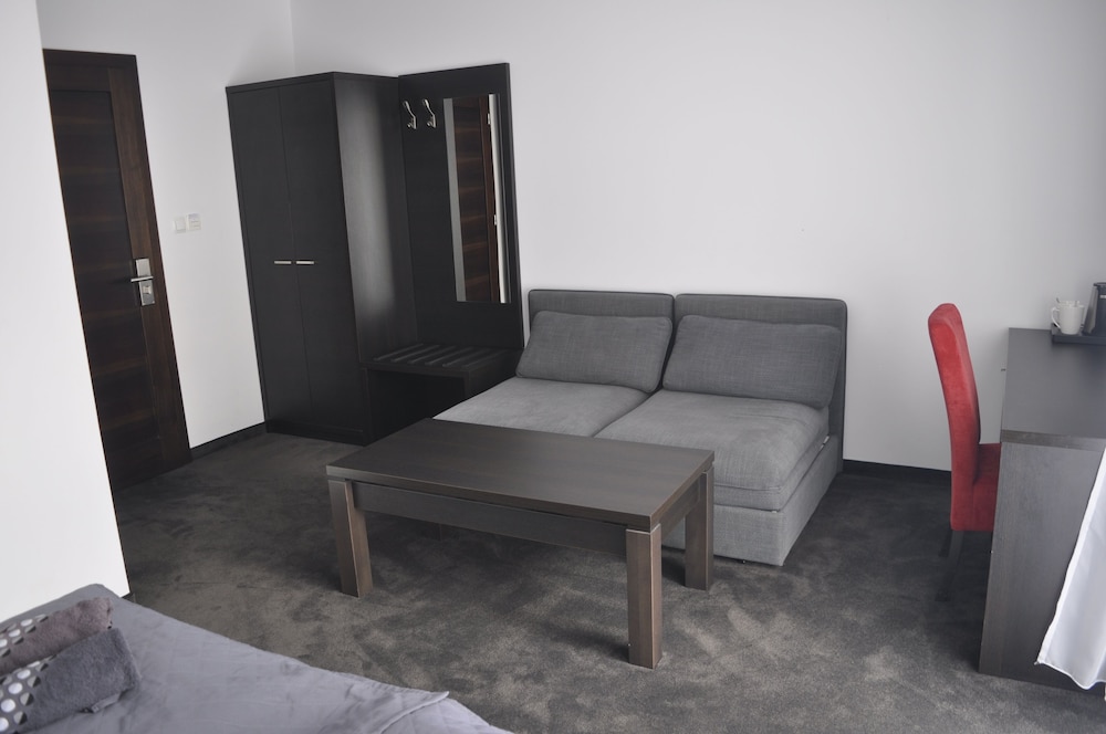 Comfort Room - Photo 6