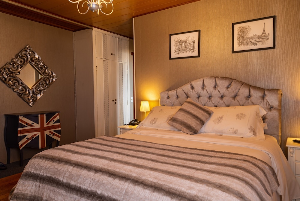Available room