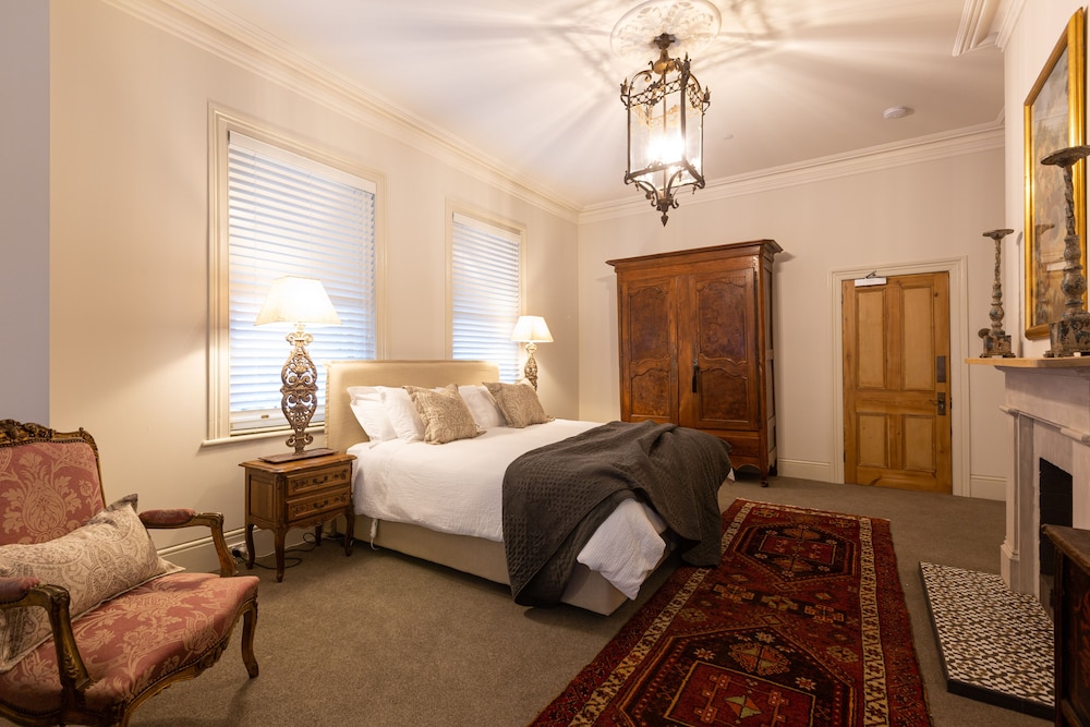 Regatta Suite