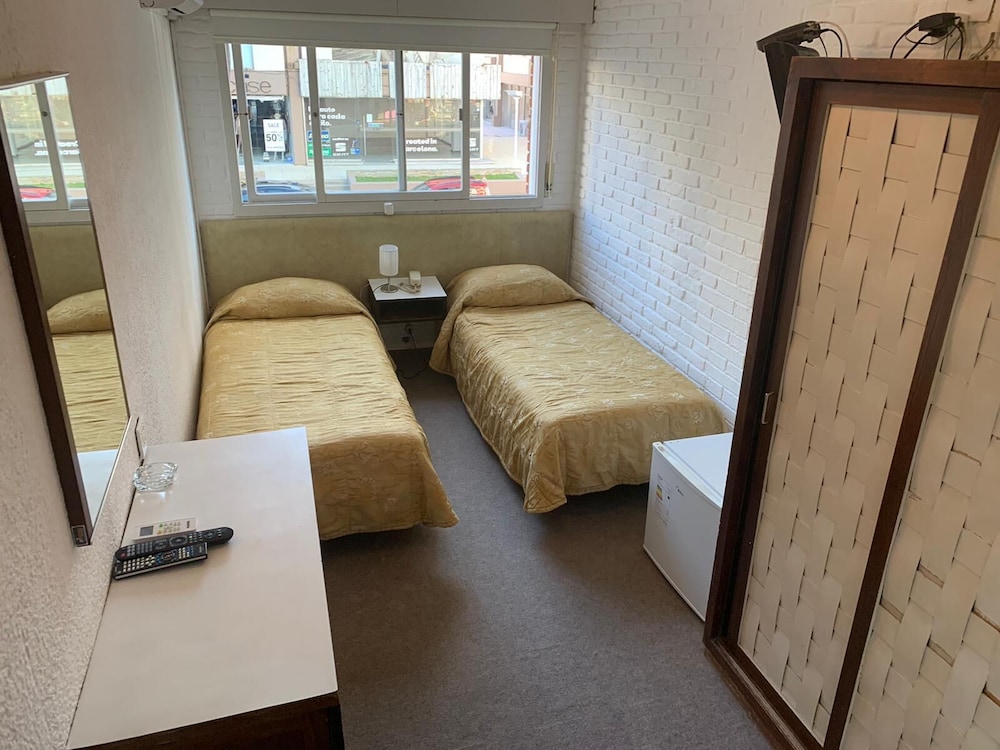 Twin Room photo 2