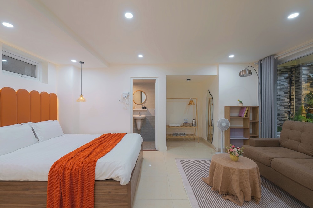 Deluxe Double Room - Photo 27