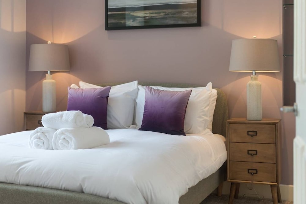 Apartment (2 Bedrooms)