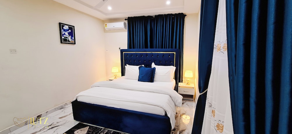 Deluxe Suite, Balcony, City View photo 1
