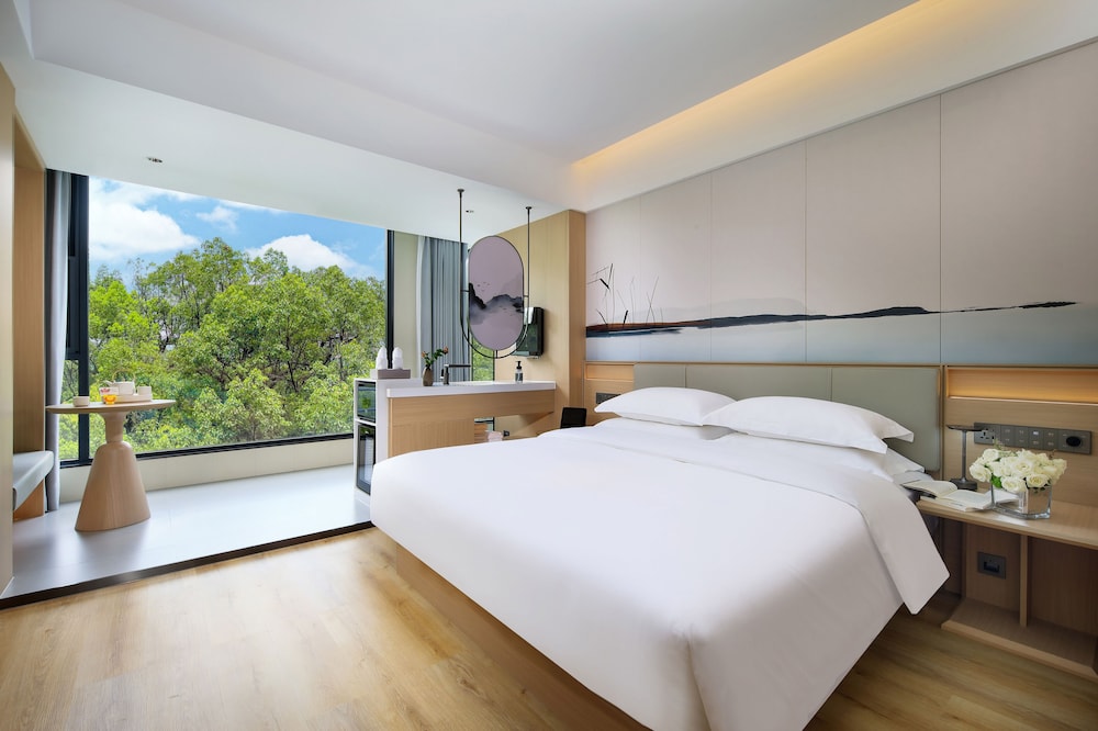 Elite Double Room, River View