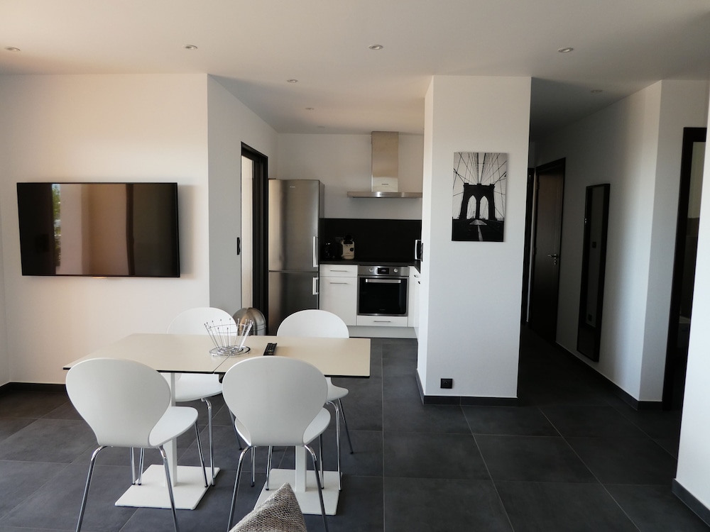 Superior Apartment, 1 Bedroom photo 2
