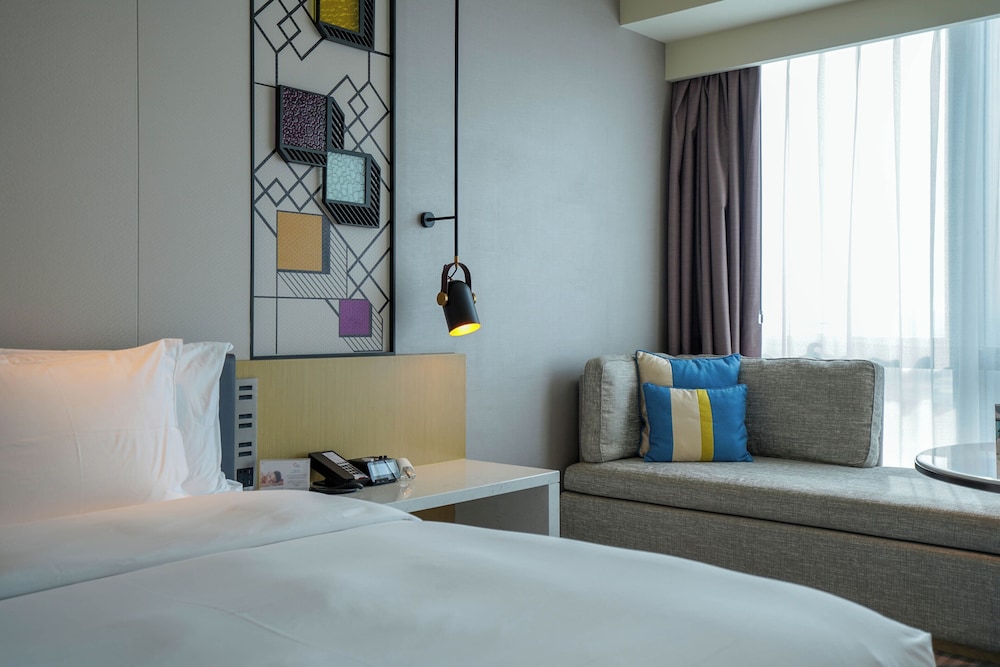 Standard Room, 2 Double Beds, Lake View - Photo 3