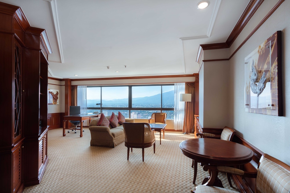 Executive Suite, River View - Photo 13