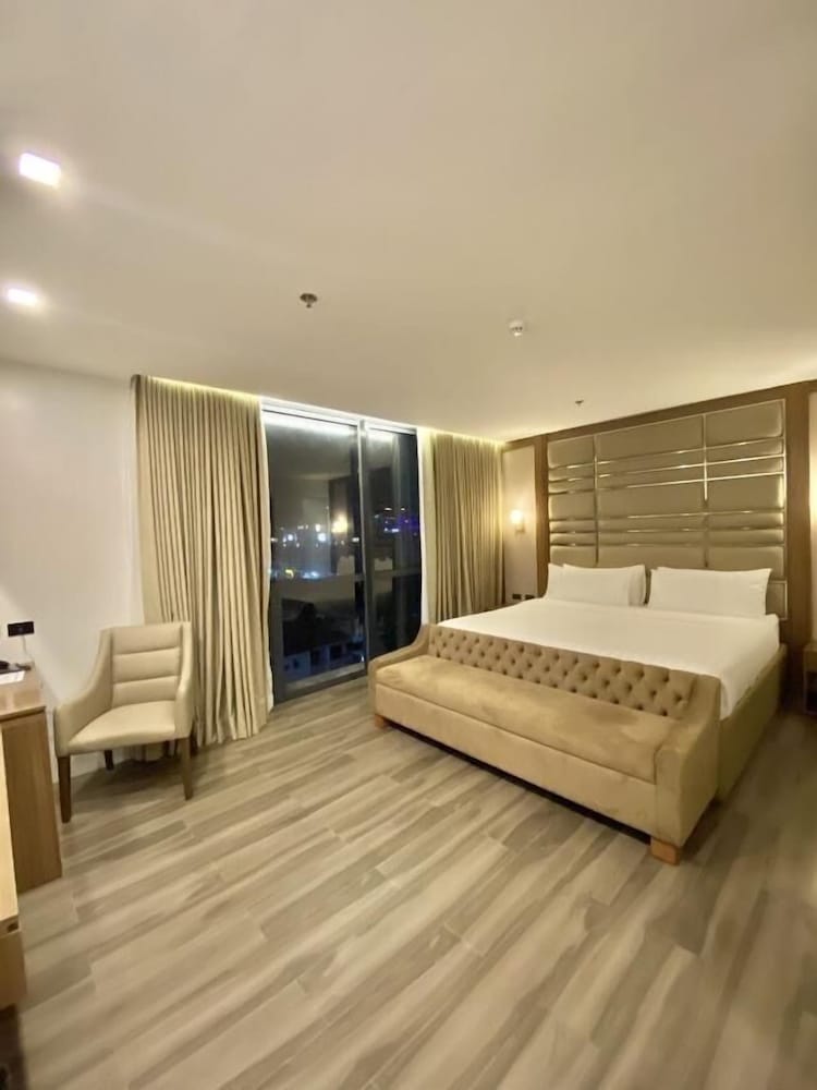 Junior Room