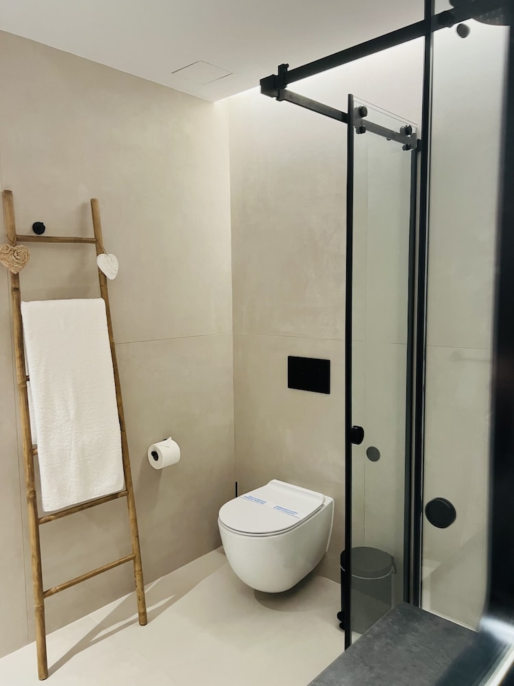 Standard Room - Photo 5