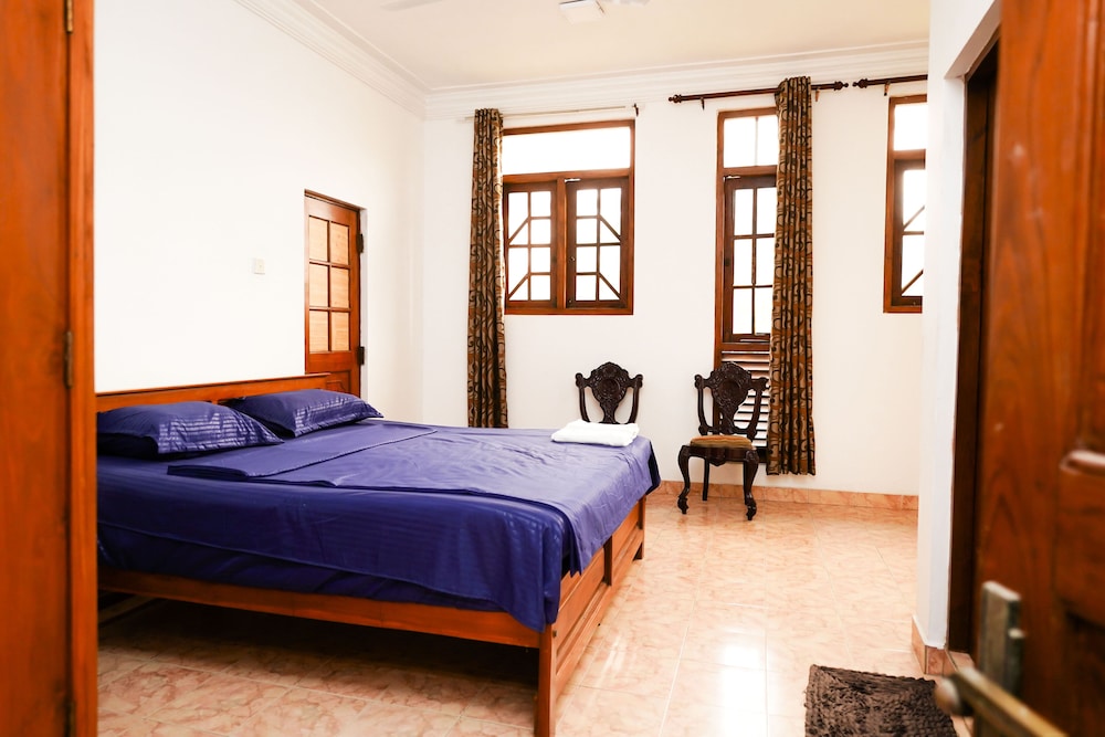Executive Room - Photo 2