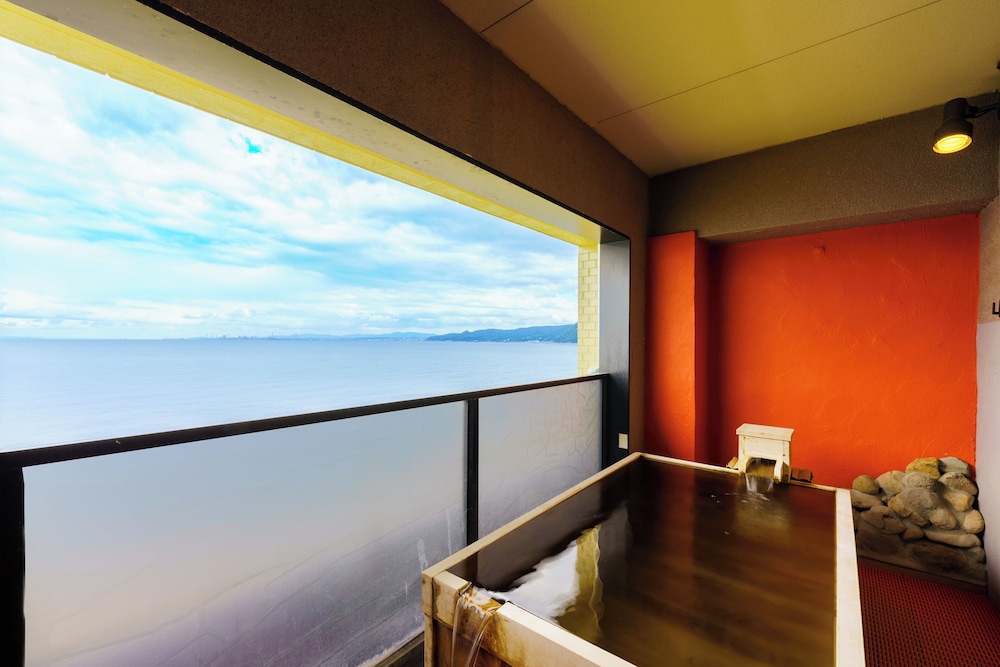 Japanese-Western Style Room with Open-air Bath, Non smoking photo 3
