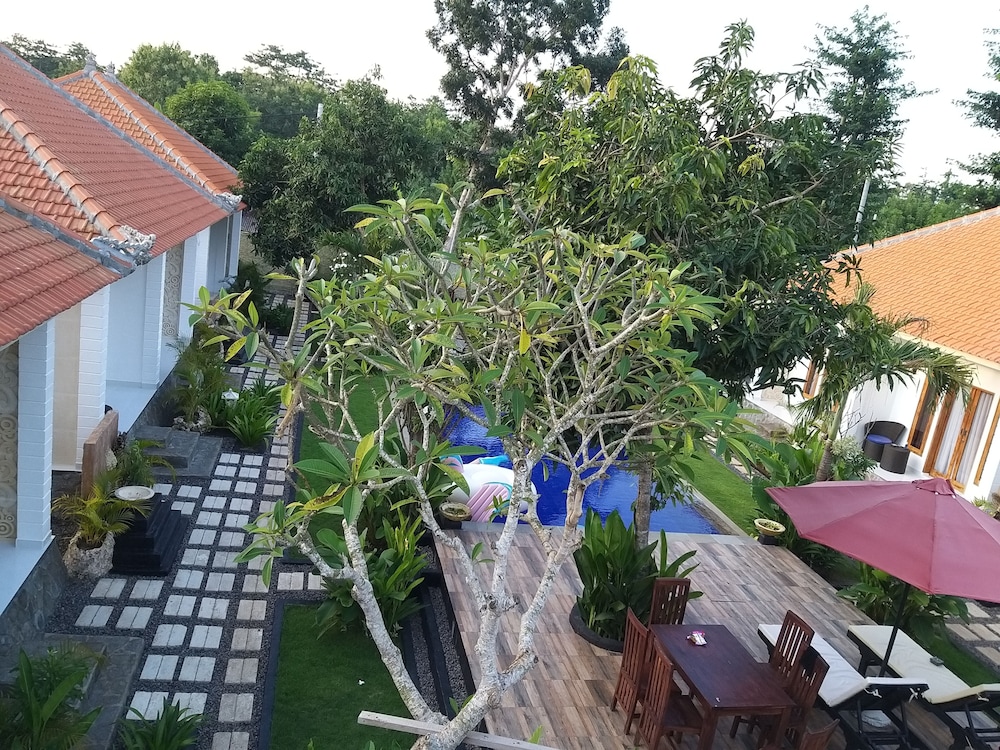 Deluxe Room, 1 Bedroom, Pool View photo 3