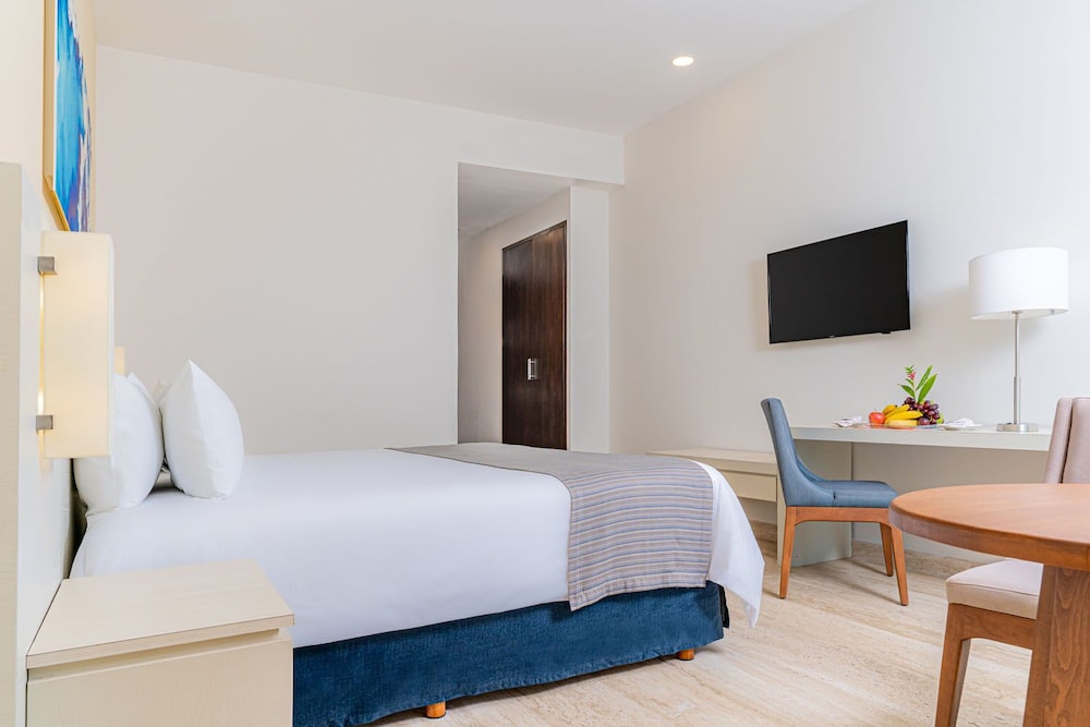 Deluxe Room, Mountain View - Photo 4