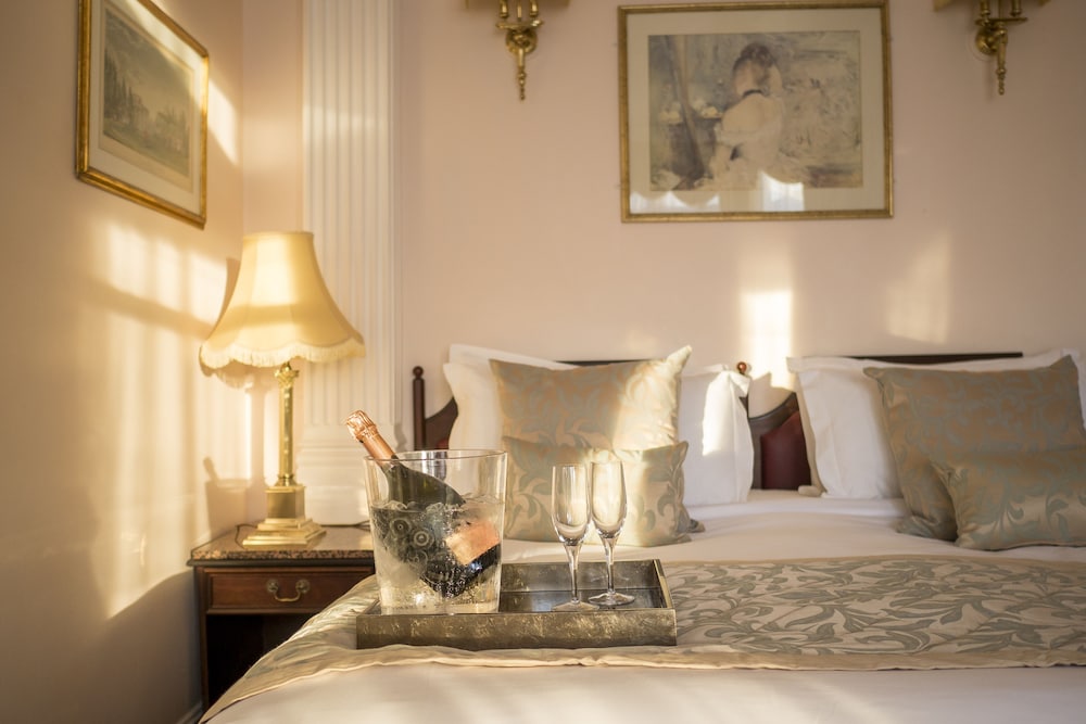 Superior Double or Twin Room, 1 King Bed photo 1