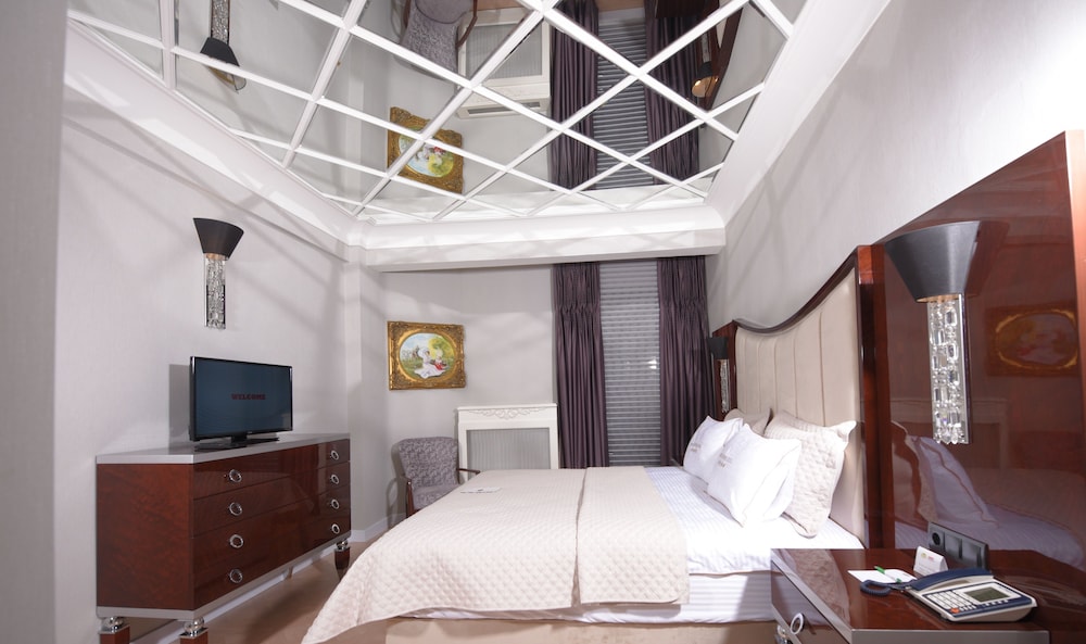 Luxury Condo, 1 Bedroom, Smoking, Sea View photo 3
