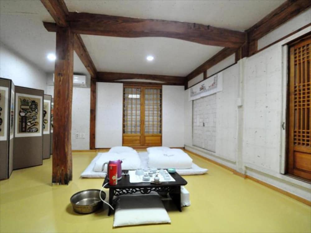 Room (Ondol C) - Photo 11