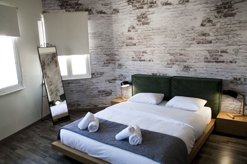 Deluxe Suite (Temple View) photo 3