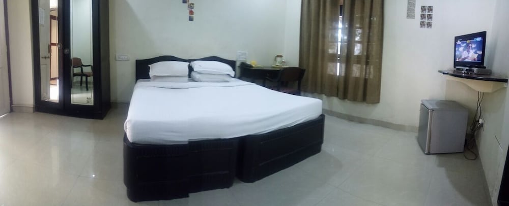 Deluxe Room - Photo 1