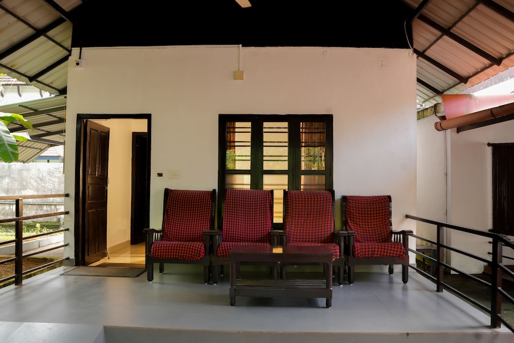 Family Villa - Photo 9